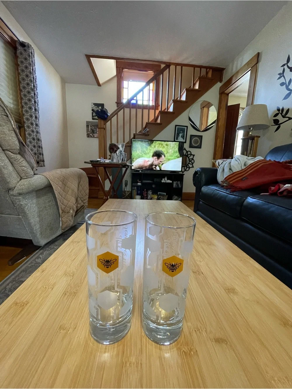 Set of 2 Jack Daniel’s highball glasses, with a honeycomb design